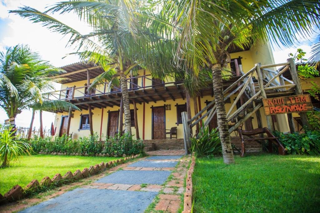 Vista da frente da Pousada Recanto dos Poetas em Luís Correia.
