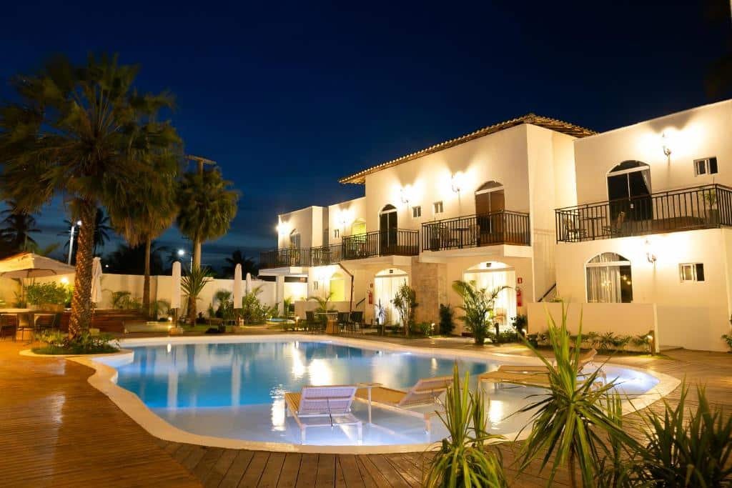 Vista da piscina e do hotel Mero Hotel Boutique em onde ficar em Barra Grande no Piauí.