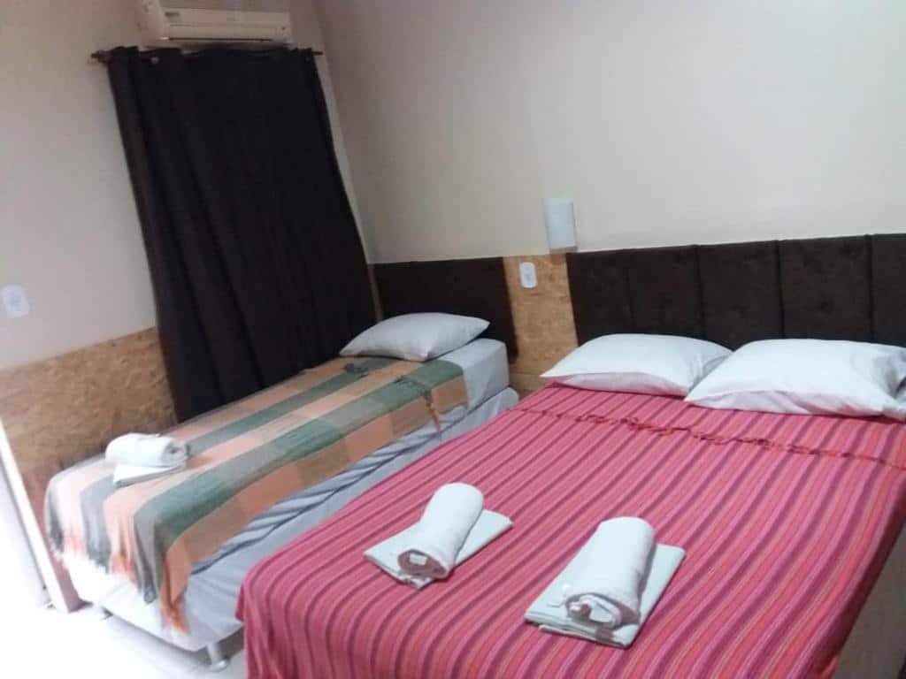 Quarto da Pousada Recanto das Palmeiras.