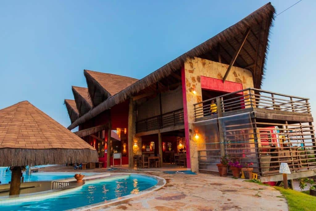 Vista da piscina do Carnaubinha Praia Resort em Luís Correia.